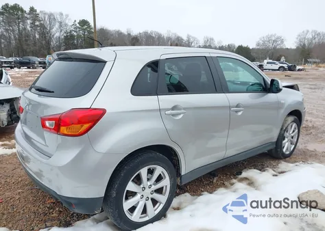 2015 Mitsubishi Outlander Sport Es z USA, uszkodzony, nr VIN 4A4AR3AU8FE001866